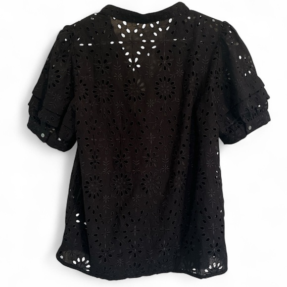 J. Crew Puff-Sleeve Popover Top In Eyelet Black Short Sleeve Size M NWT - Picture 2 of 6
